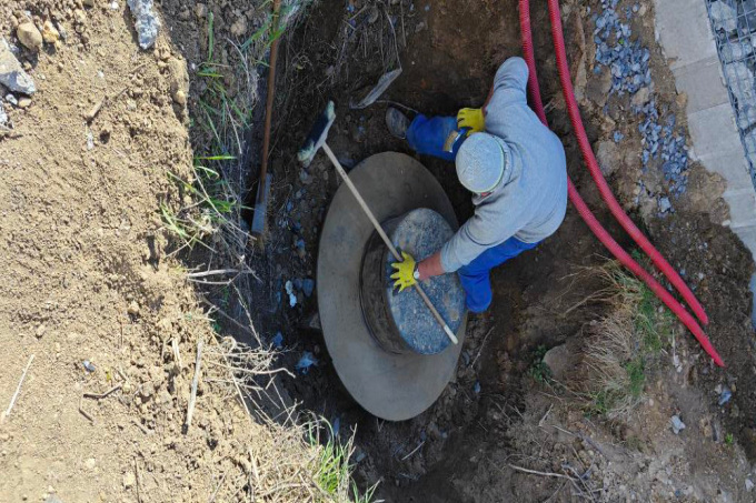 Prodloužení komínku vodoměrné šachty